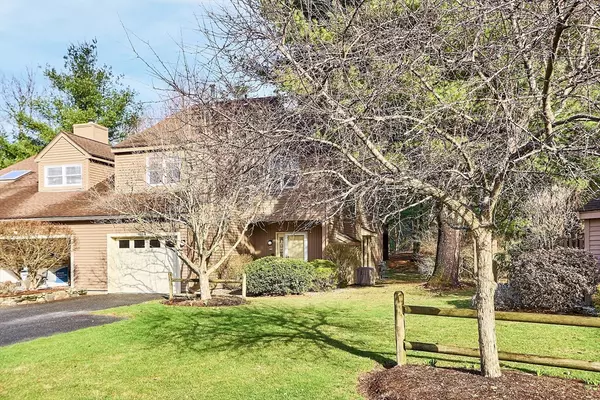 Clinton, MA 01510,1105 Ridgefield #B
