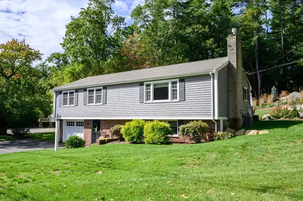 Pembroke, MA 02359,136 W Elm St