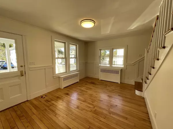 Maynard, MA 01754,42 Roosevelt Street #42