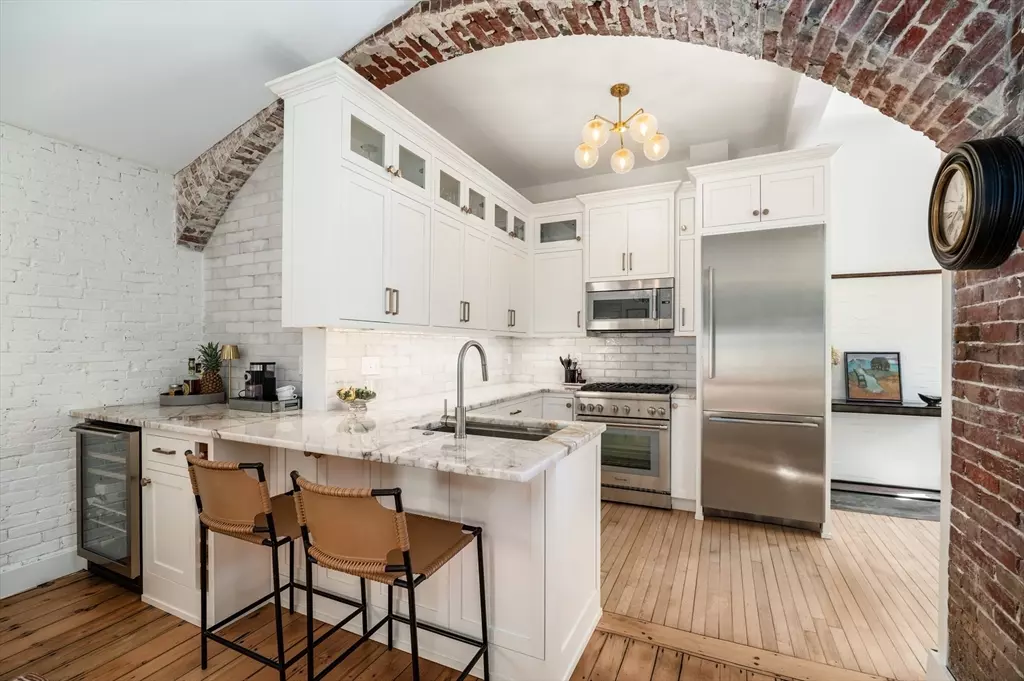 Newburyport, MA 01950,54 Kent St #A