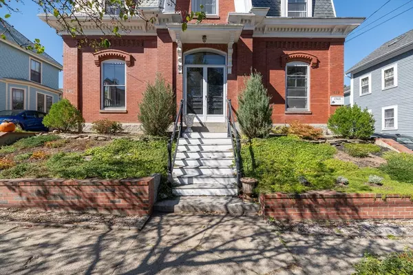 Newburyport, MA 01950,54 Kent St #A