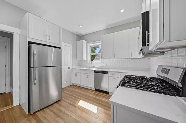 Somerville, MA 02144,9 Curtis Street #2