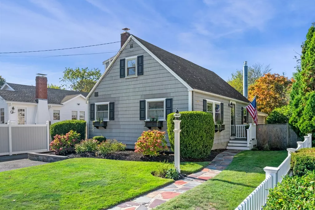 Marblehead, MA 01945,43 Ocean Ave