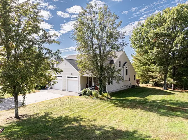 Blackstone, MA 01504,15 Fox Run #15