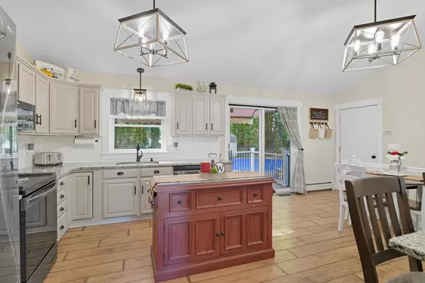 Southampton, MA 01073,178 County Rd