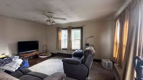 South Hadley, MA 01075,133 Granby Rd