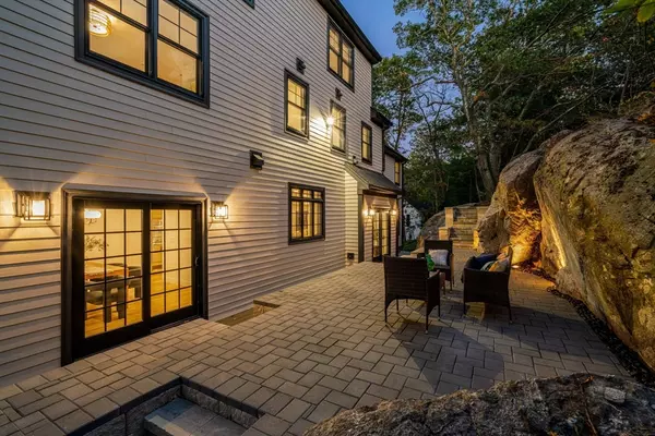 Melrose, MA 02176,59 Dexter Rd