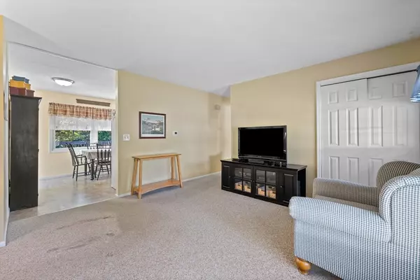 Worcester, MA 01606,6 Hingham Rd