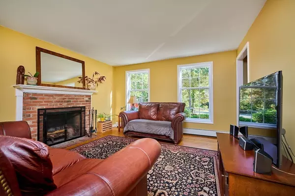 Northampton, MA 01062,384 Spring St