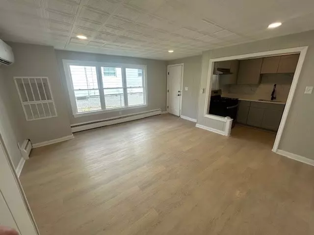 Tiverton, RI 02878,19 Clement St #1 Rear