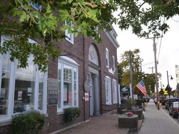 357 Main St. #14, Barnstable, MA 02601