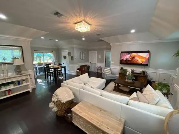 34 Drinkwater Ave #2, Braintree, MA 02184