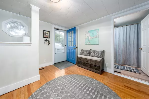Yarmouth, MA 02664,15 Sharon Rd