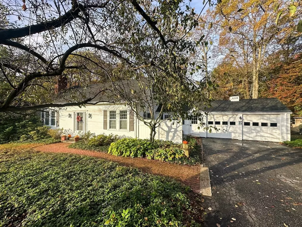 Shrewsbury, MA 01545,114 Grafton Street