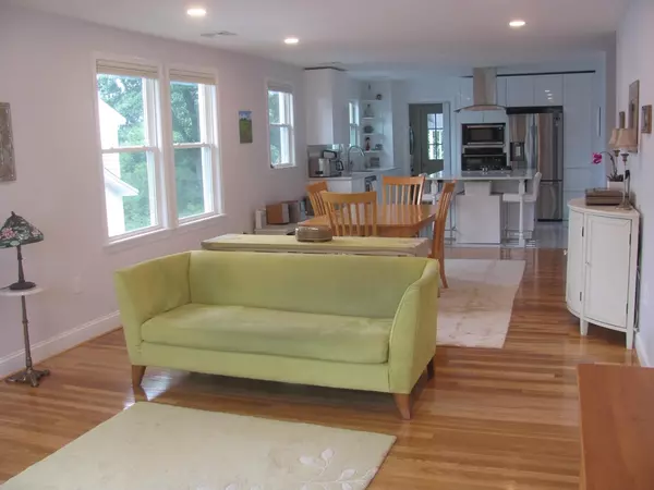 Watertown, MA 02472,50 Carroll St #50