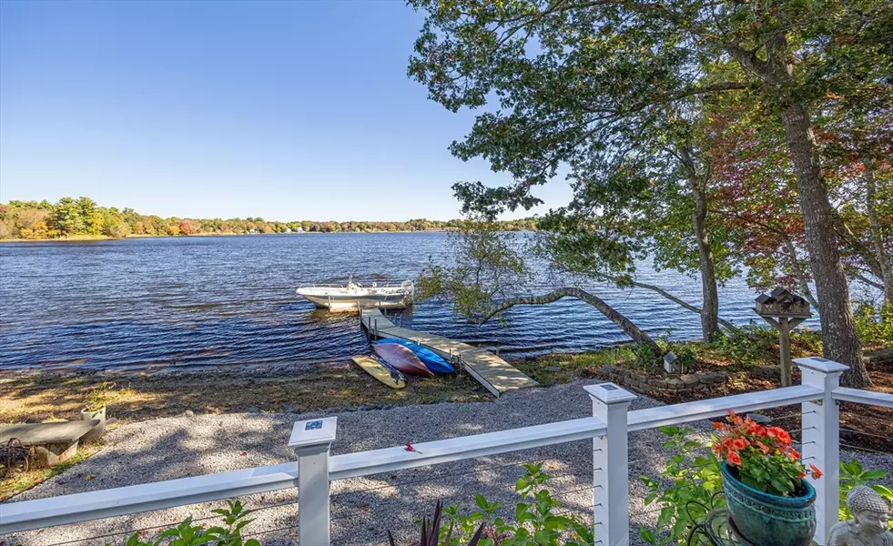 127 King Philip Road, Norton, MA 02766