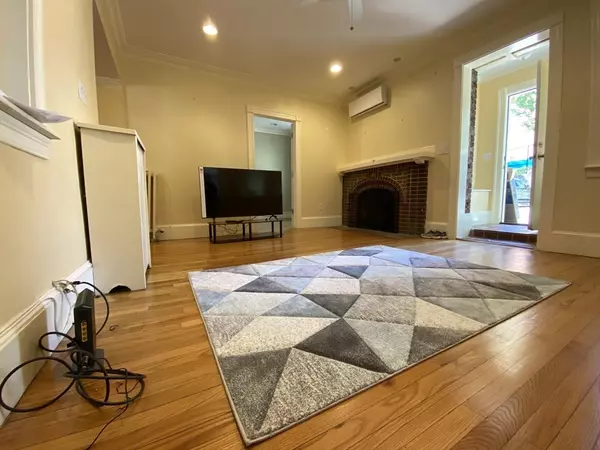 Boston, MA 02135,129 Chiswick Rd #6