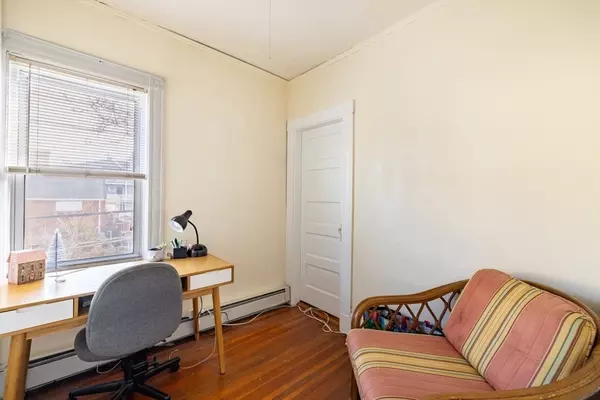 Somerville, MA 02143,8 Craigie Street