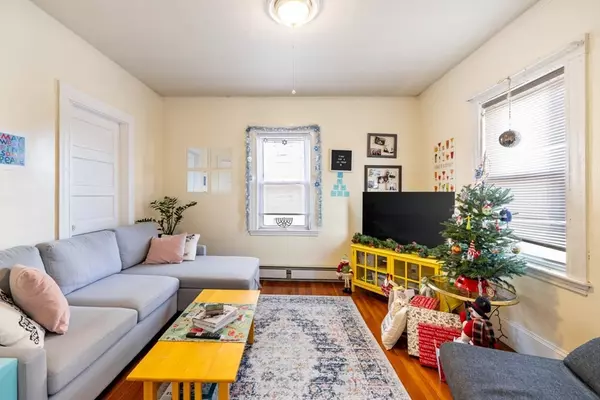 Somerville, MA 02143,8 Craigie Street
