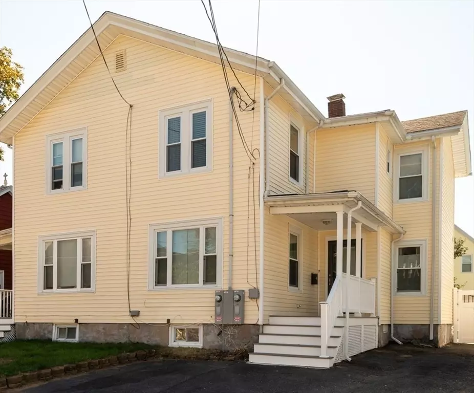 Melrose, MA 02176,20 Herbert St #20