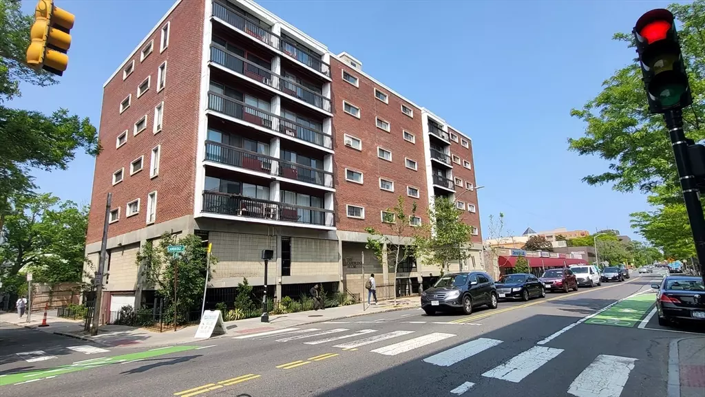 1643 Cambridge St #55, Cambridge, MA 02138