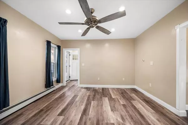 Athol, MA 01331,22 Charles Pl