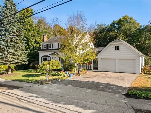 Weymouth, MA 02190,206 Pine St