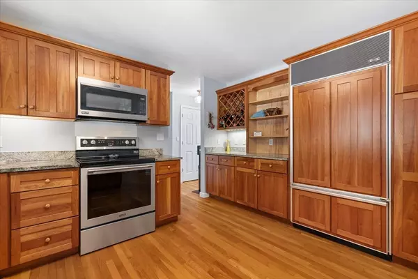Northborough, MA 01532,6 Macalister Dr