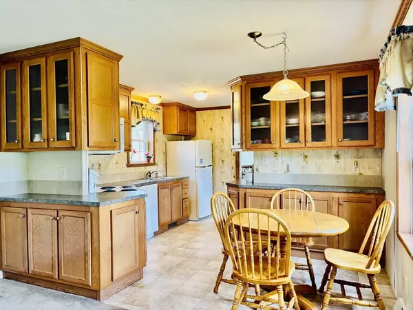 Sturbridge, MA 01566,606 Skyline Drive #606