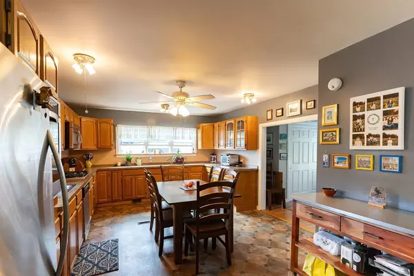 Plainville, MA 02762,33 Dublin Way