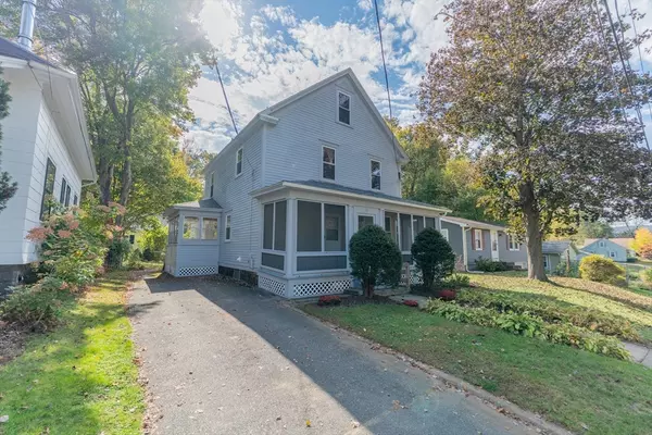 Greenfield, MA 01301,22 Pine St