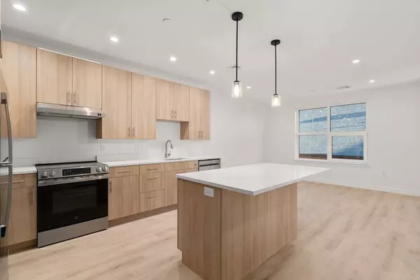 Newton, MA 02461,1151 Walnut #405