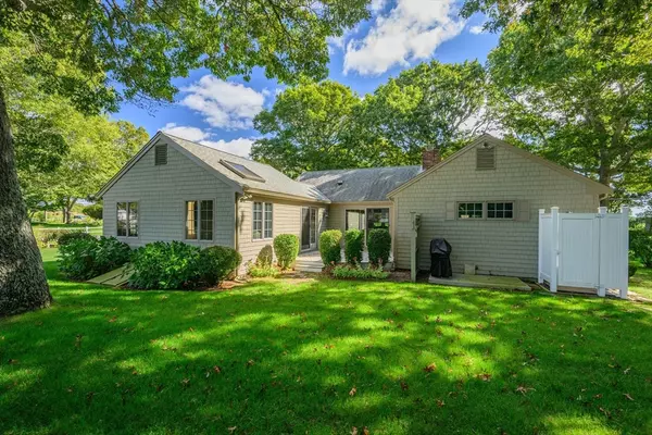 Yarmouth, MA 02664,1 Country Club Dr