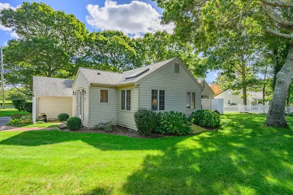 Yarmouth, MA 02664,1 Country Club Dr