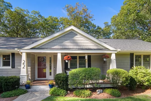 22 Peachtree Rd, Lexington, MA 02420