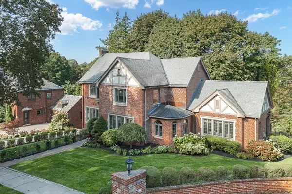 Newton, MA 02467,104 Woodchester Dr