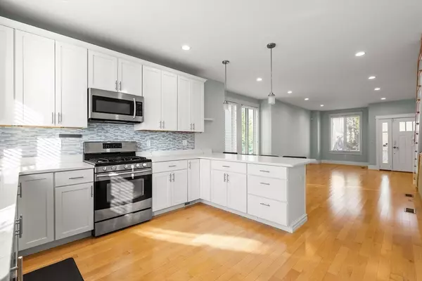 Watertown, MA 02472,35 Bacon St #35