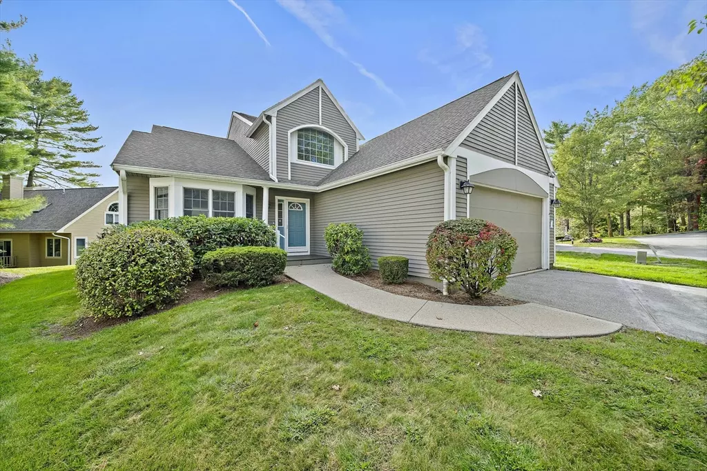 Foxboro, MA 02035,132 Cannon Forge Dr #132