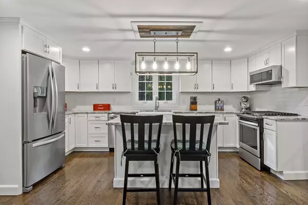 Dighton, MA 02764,1240 Smith St