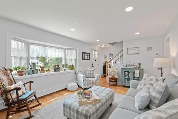 North Attleboro, MA 02760,546 Towne St