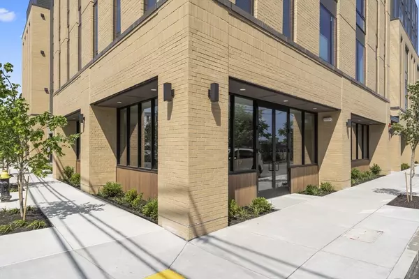 Boston, MA 02135,100 Lincoln Street #303