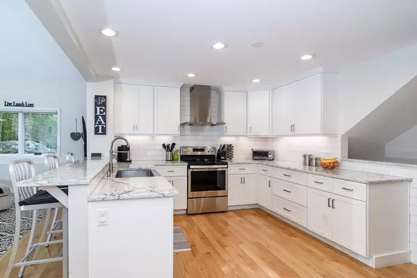 Natick, MA 01760,8 Frost Street