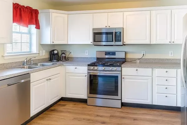 37 Glen Ave #15, Chelmsford, MA 01824