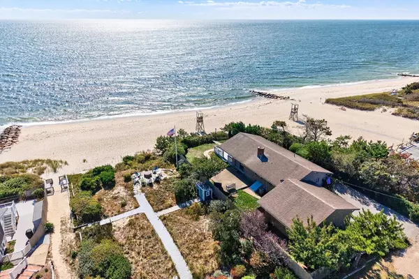 Harwich, MA 02646,28 Patricia Ln