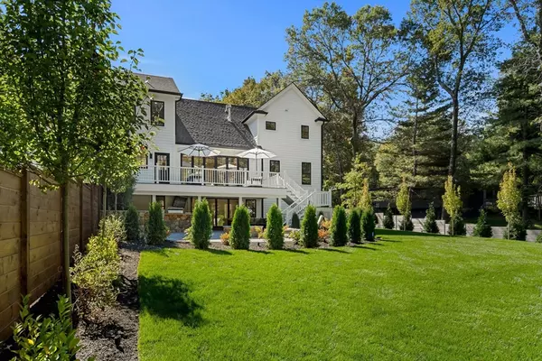 Bedford, MA 01730,18 Overlook Drive #1