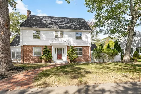 35 Kingston Rd, Newton, MA 02461