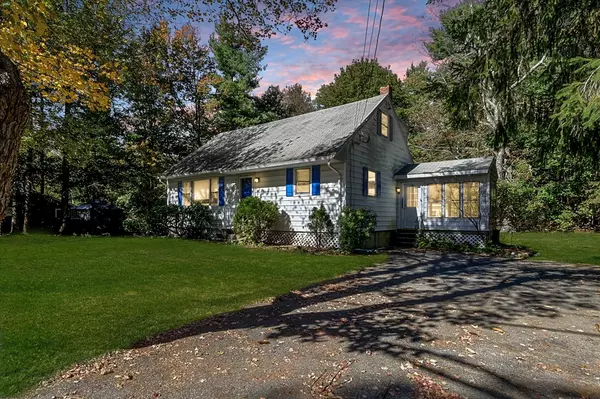 122 West St, Paxton, MA 01612