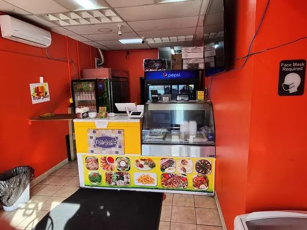 Springfield, MA 01151,253 B Pasco Rd