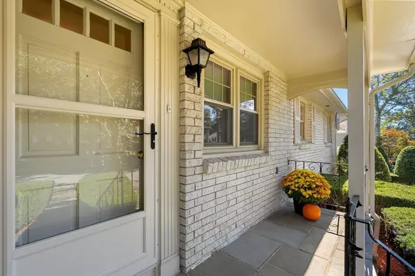 Stoneham, MA 02180,39 Walsh Ave