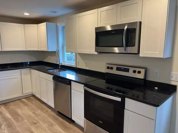 Plymouth, MA 02360,6 Fitzgerald Way #1